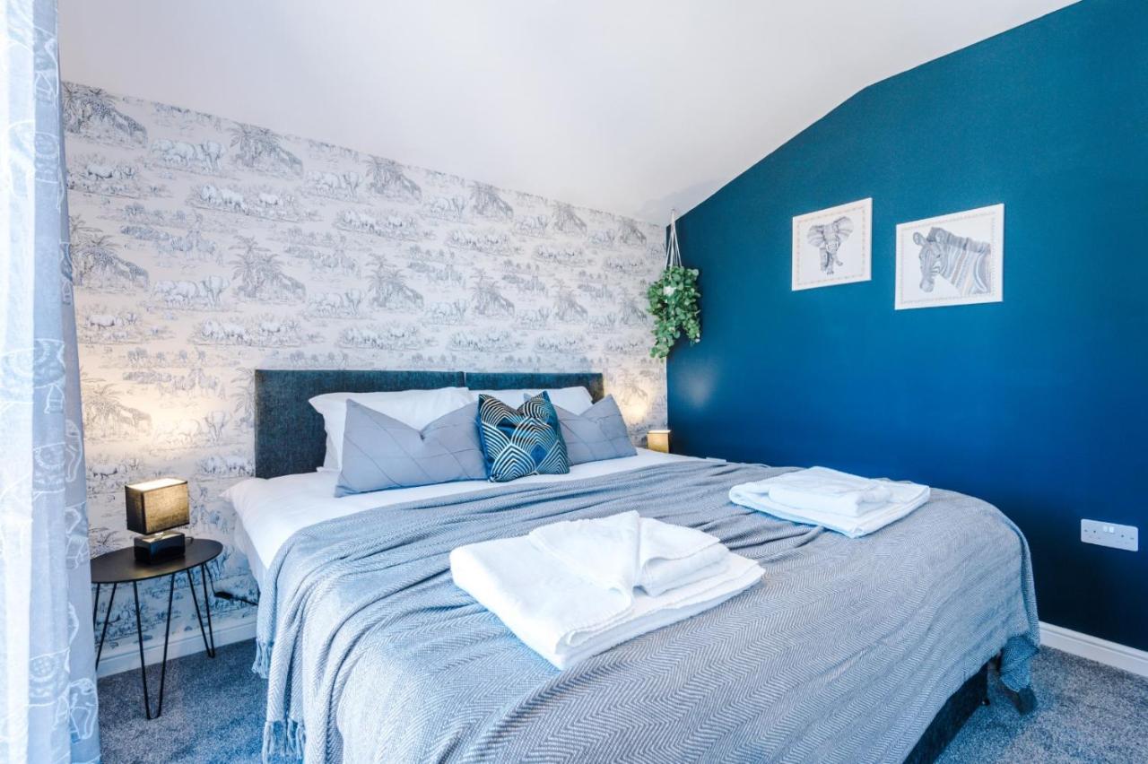Rest&Recharge At Ridgefield House Villa Манчестър Екстериор снимка